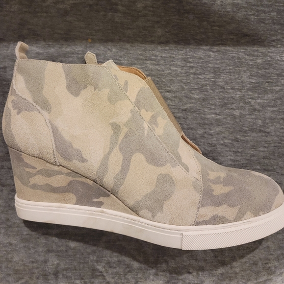 Linea Paolo bootie - Picture 1 of 3